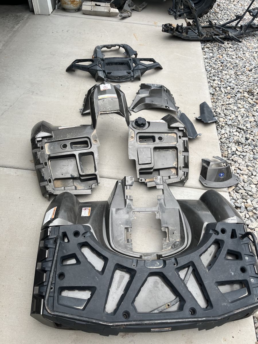 Parting out a 2012 Polaris sportsman 550.  Should fit 850 and 1000