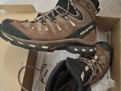 Salomon Quest 4D 2GTX Hiking/Combat style boot