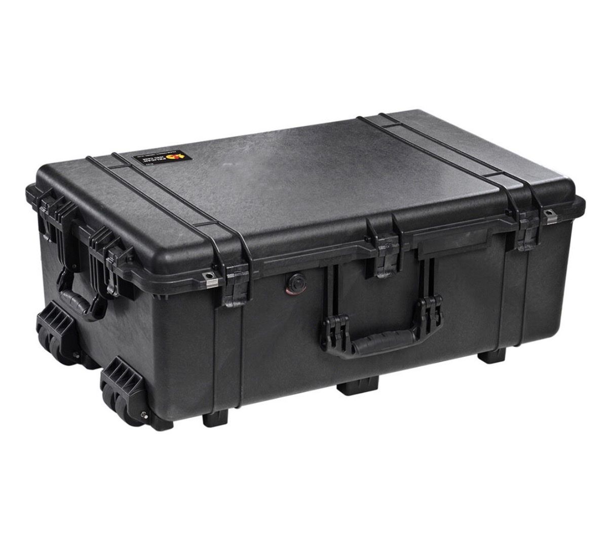 Pelican 1650 Watertight Rolling Hard Case – Black