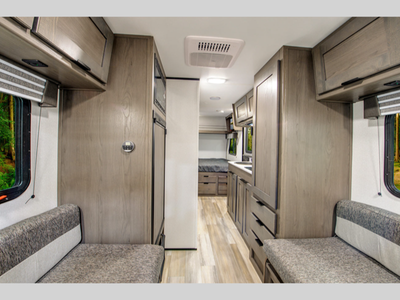 Used 2021 Heartland Mallard Pathfinder P16SRD