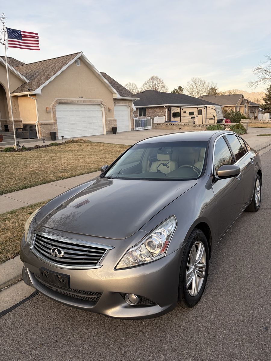 2010 Infiniti G37 