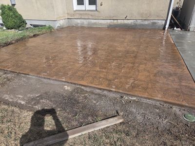 Professional Concrete Contracting Services - Driveways, Patios, and Stamped Concrete
