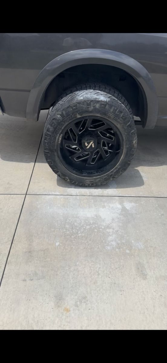 Black Arkon wheels 20x12 8-170