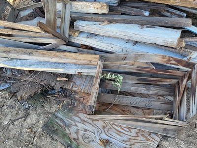 **FREE OLD WOOD/FIREWOOD**