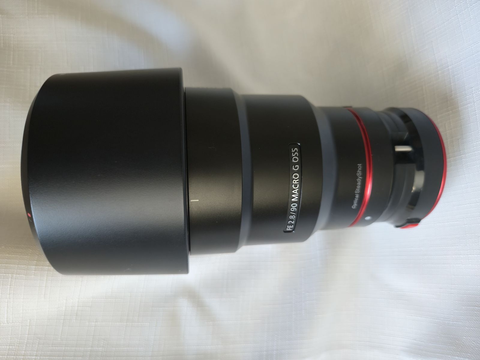 SONY FE 2.8/90 MACRO