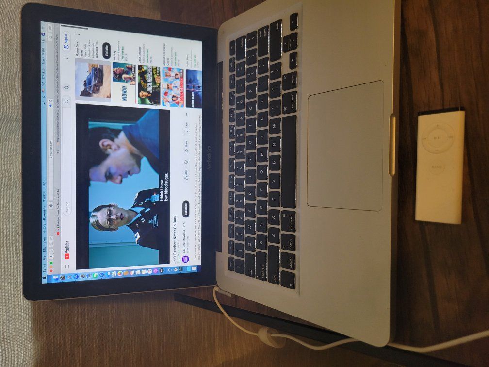 250GB SSD/16GB RAM MacBook Pro 13"