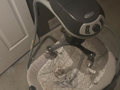Graco Brand- Baby Swing
