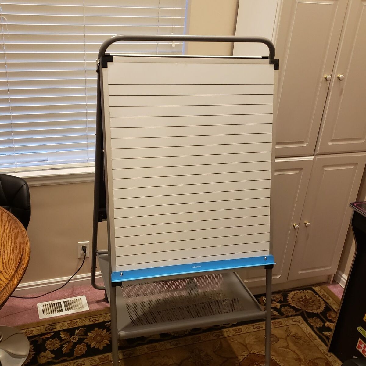 Lakeshore magnetic white board easel