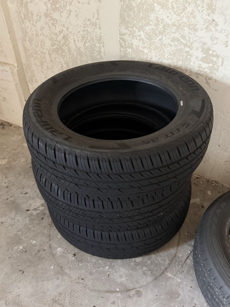 225/R18 Laufenn All season tires