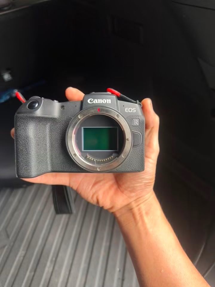 Canon eos Rp, rf18-45mm, rfs 55-250mm stm like new 