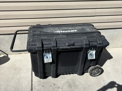 Husky 50 Gallon Storage Box On Wheels