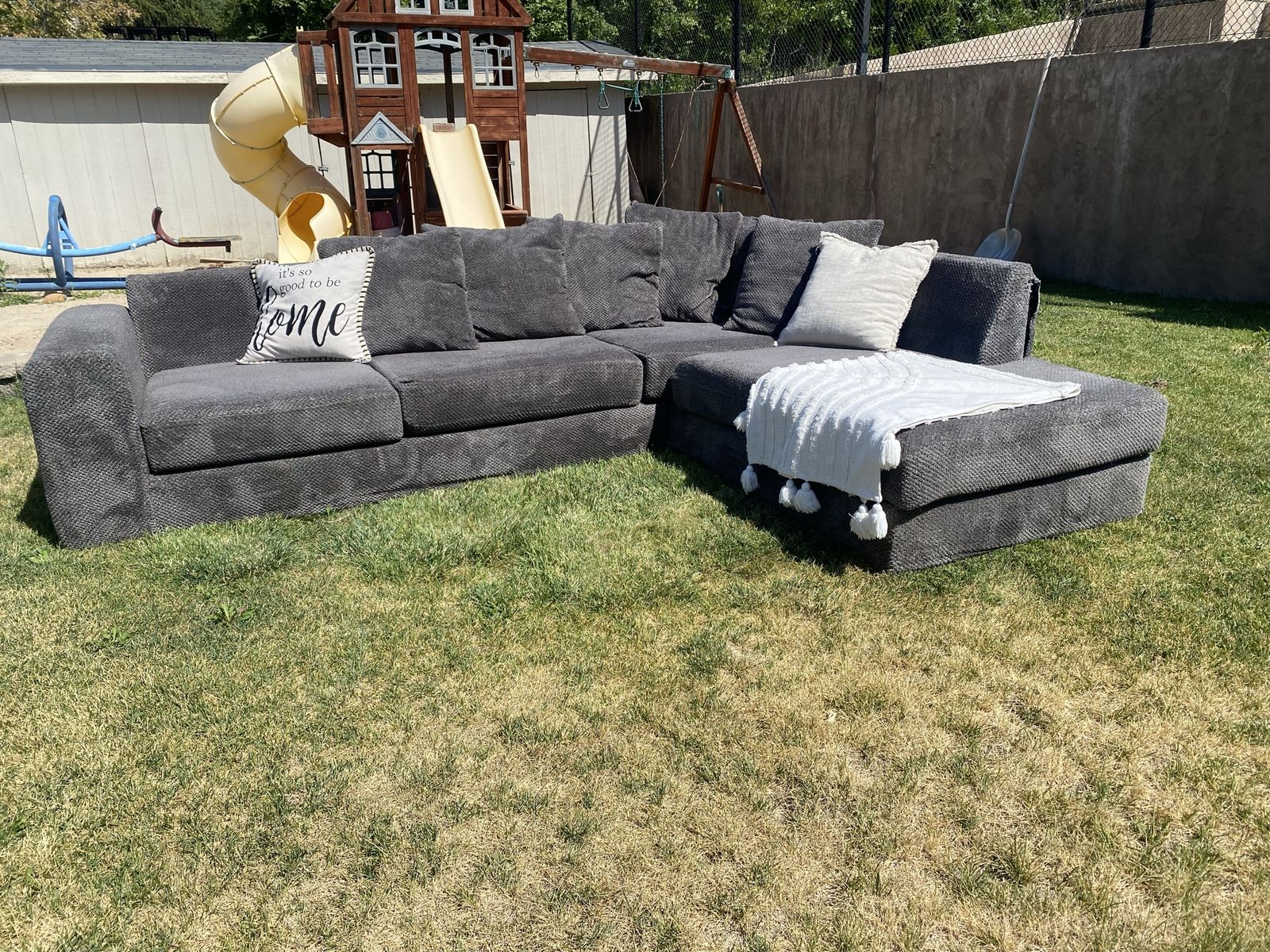 FREE DELIVERY Big soft grey sectional couch