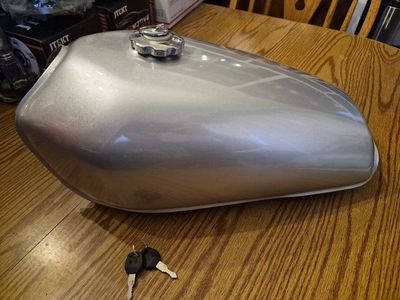 Universal motorcycle gas tank