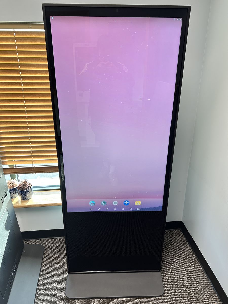 Portable LED Touchscreen Digital Signage