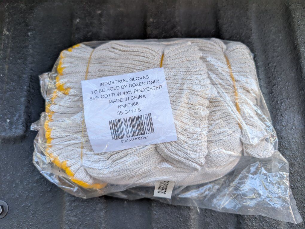 12 Pack of Industrial Gloves