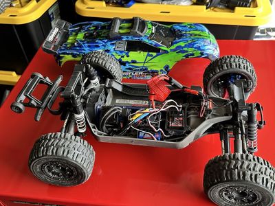 Traxxas Rustler 4X4 VXL Brushless 3S