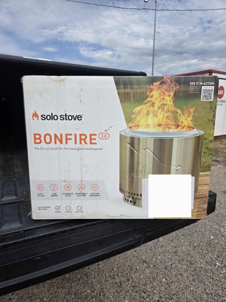 NEW IN BOX SOLO STOVE BONFIRE