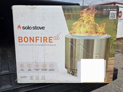 NEW IN BOX SOLO STOVE BONFIRE