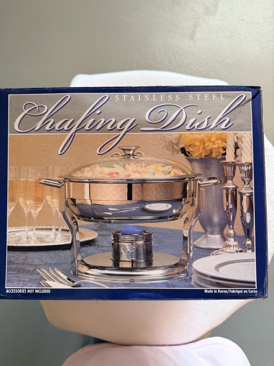 This is a Culinary Edge 4-Qt. Stainless Steel Chafing Dish designed for serving hot or chilled food.