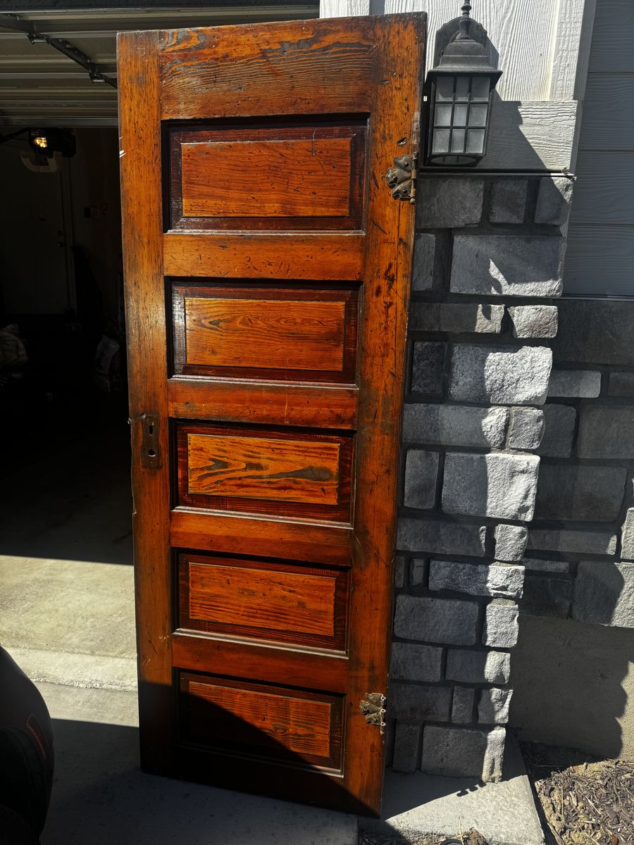 Old wood door vintage