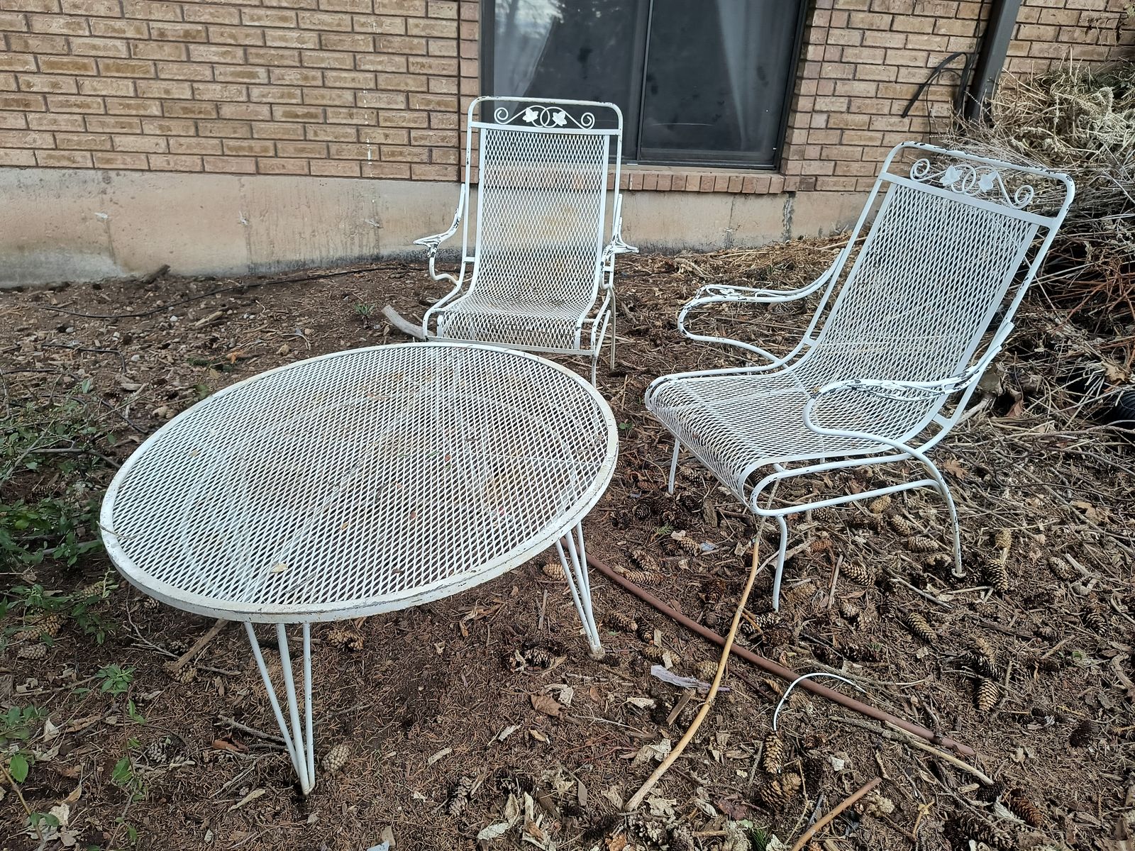Metal patio set