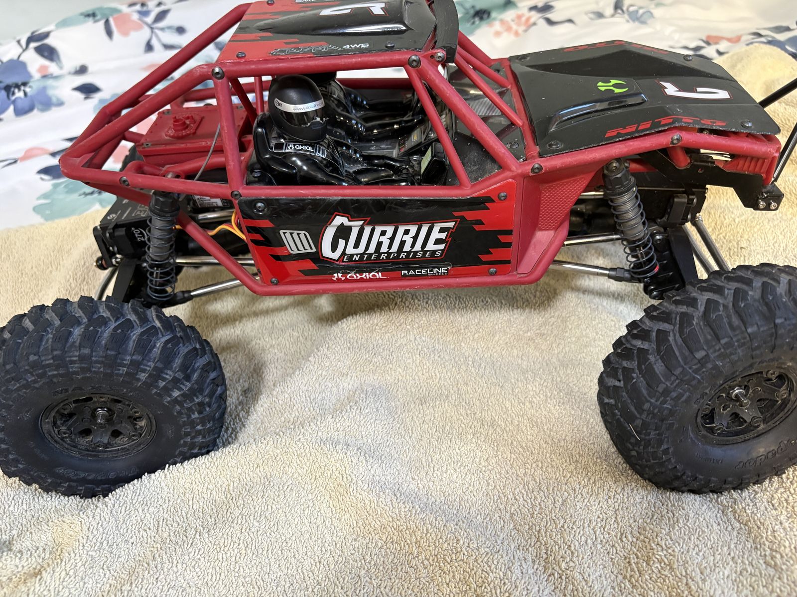 Axial Capra 1.9 4WS