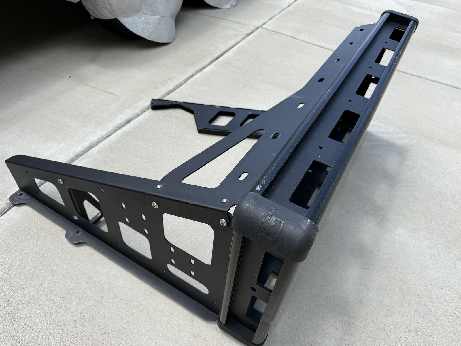 Main image 6