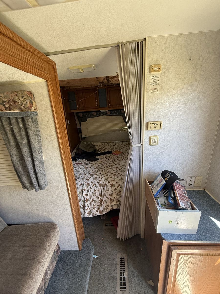 Main image 11