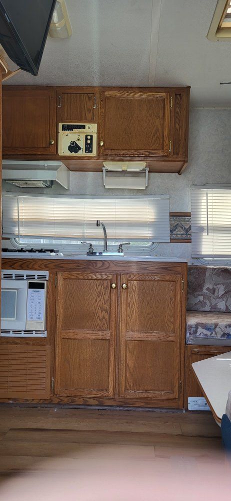 For sale 1999 Terry ultra lite travel trailer bumper pull