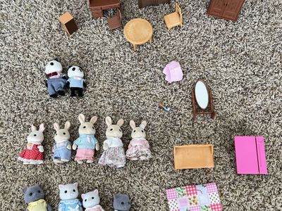 Calico Critters Familes And Accessories