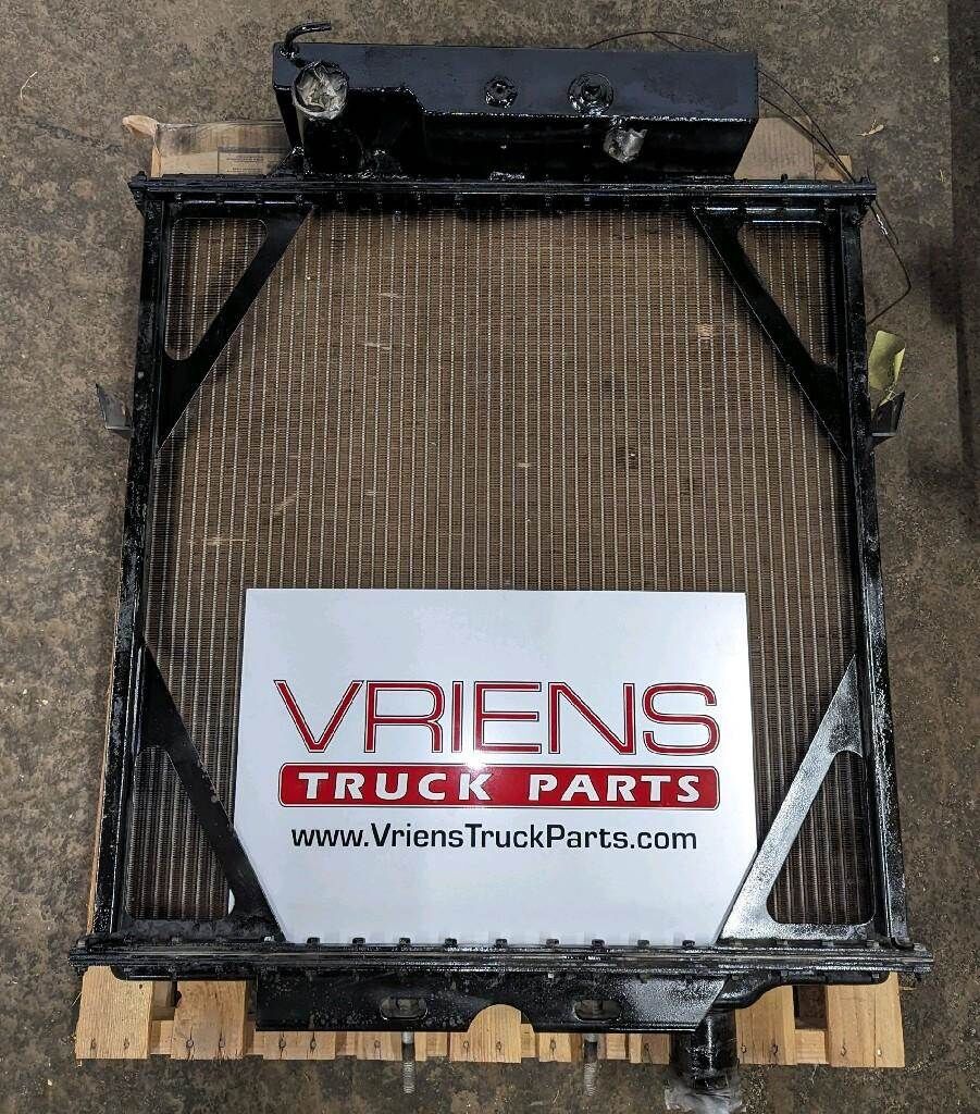 Peterbilt 379 Radiator