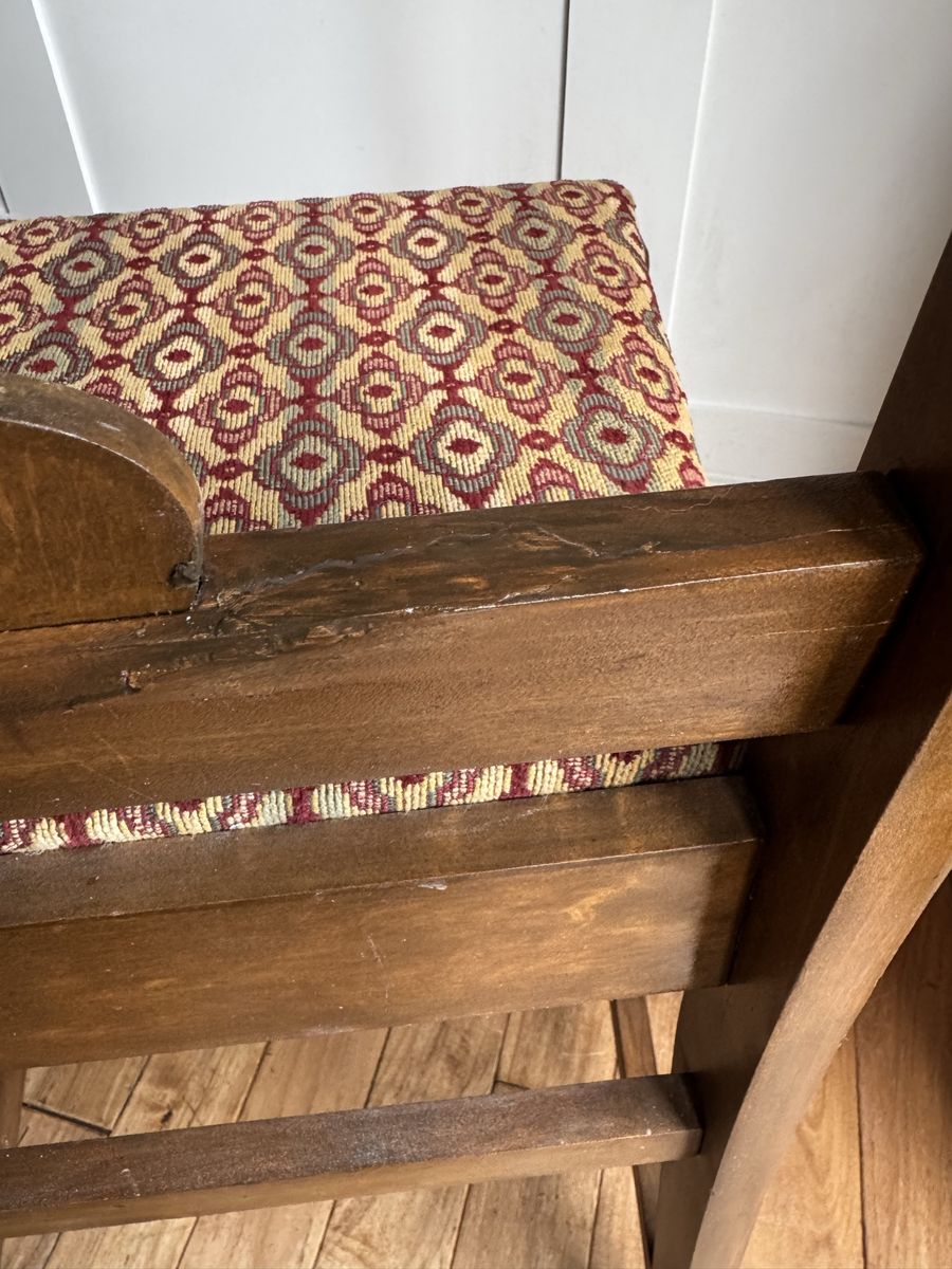 Main image 12