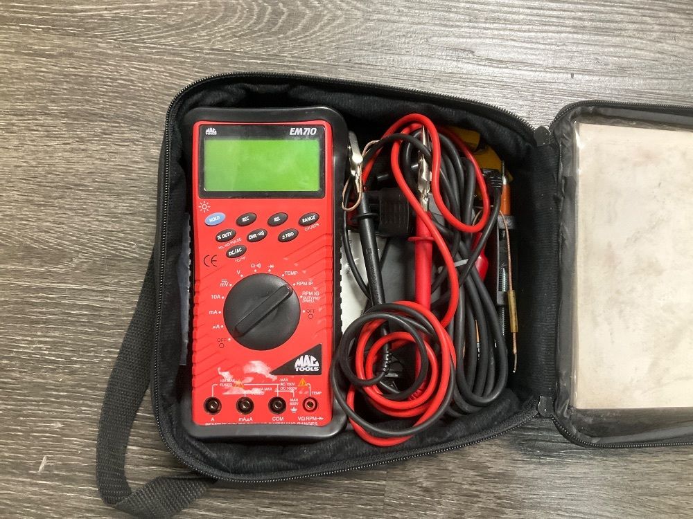 Mac Tools Em 710 Multimeter W/ Accessories