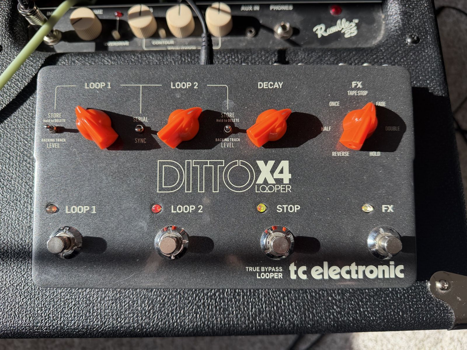 Tc electronic ditto x4 stereo looper pedal power