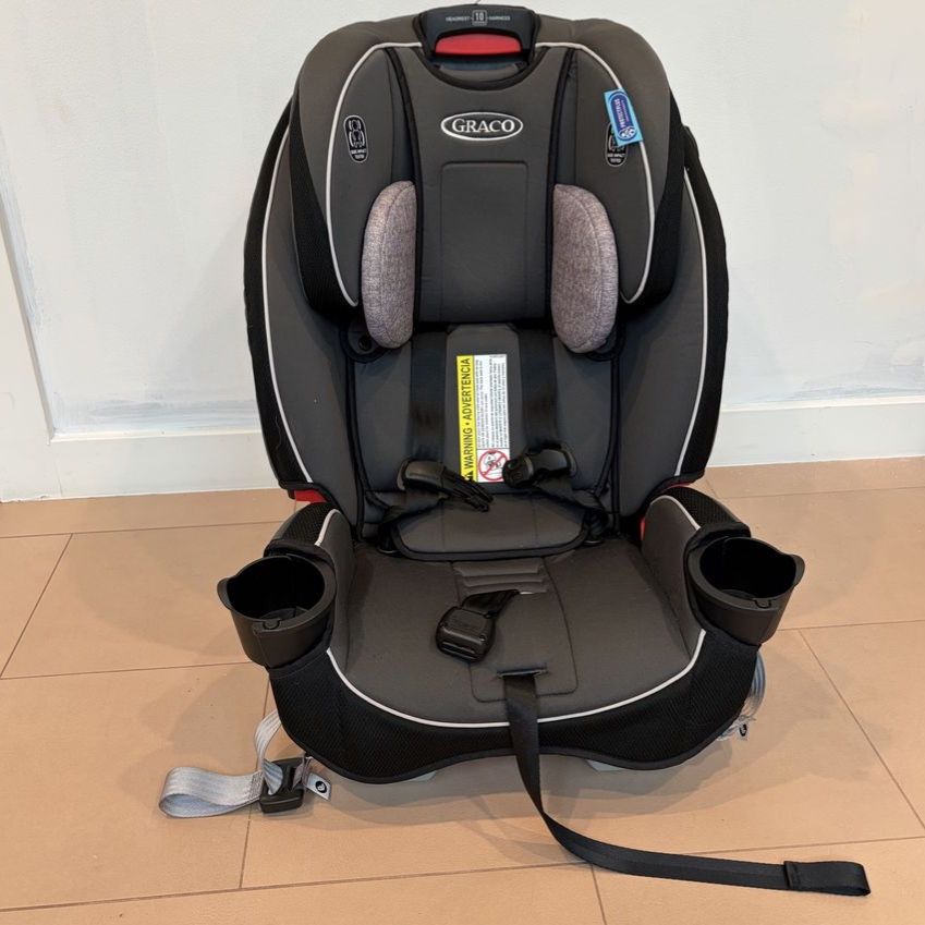 Infant/Toddler Carseat 