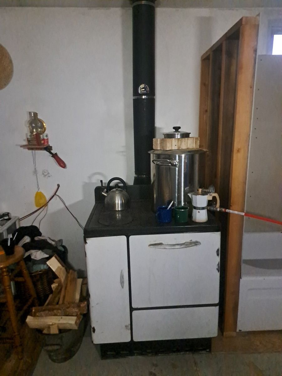 1900's Monarch Wood Cook Stove