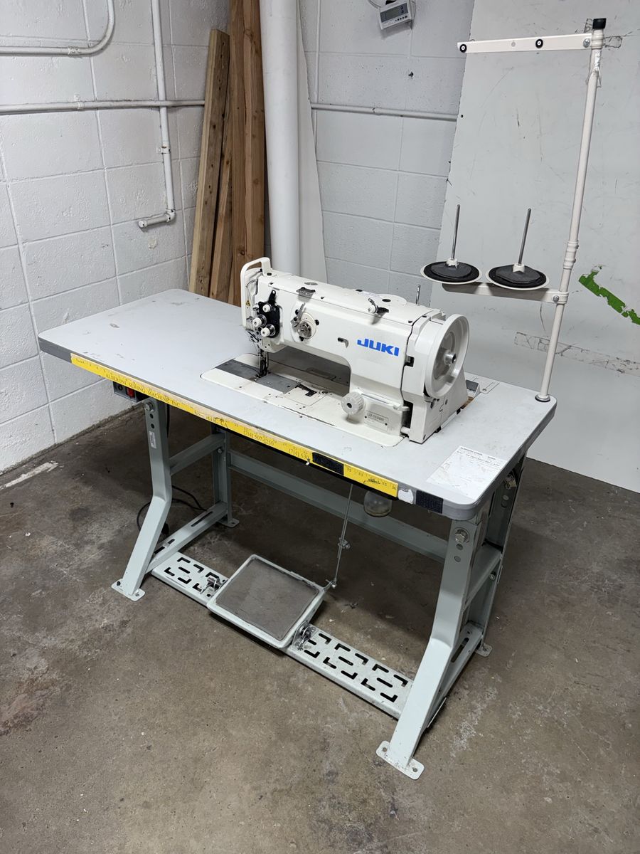 Juki Industrial Sewing Machine
