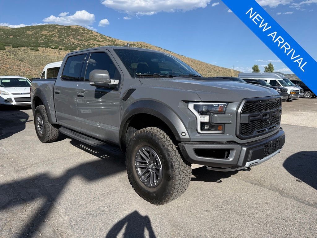 2020 Ford F-150 Raptor