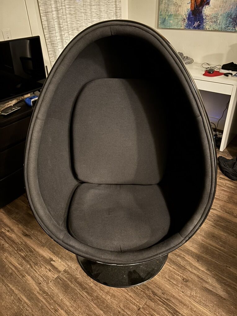 Black Spinning Egg Chair