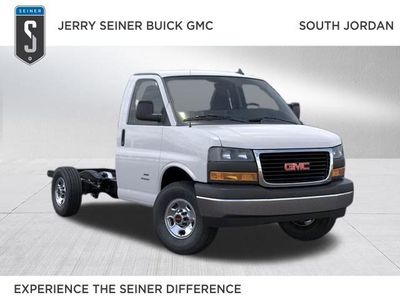 2025 GMC Savana 3500