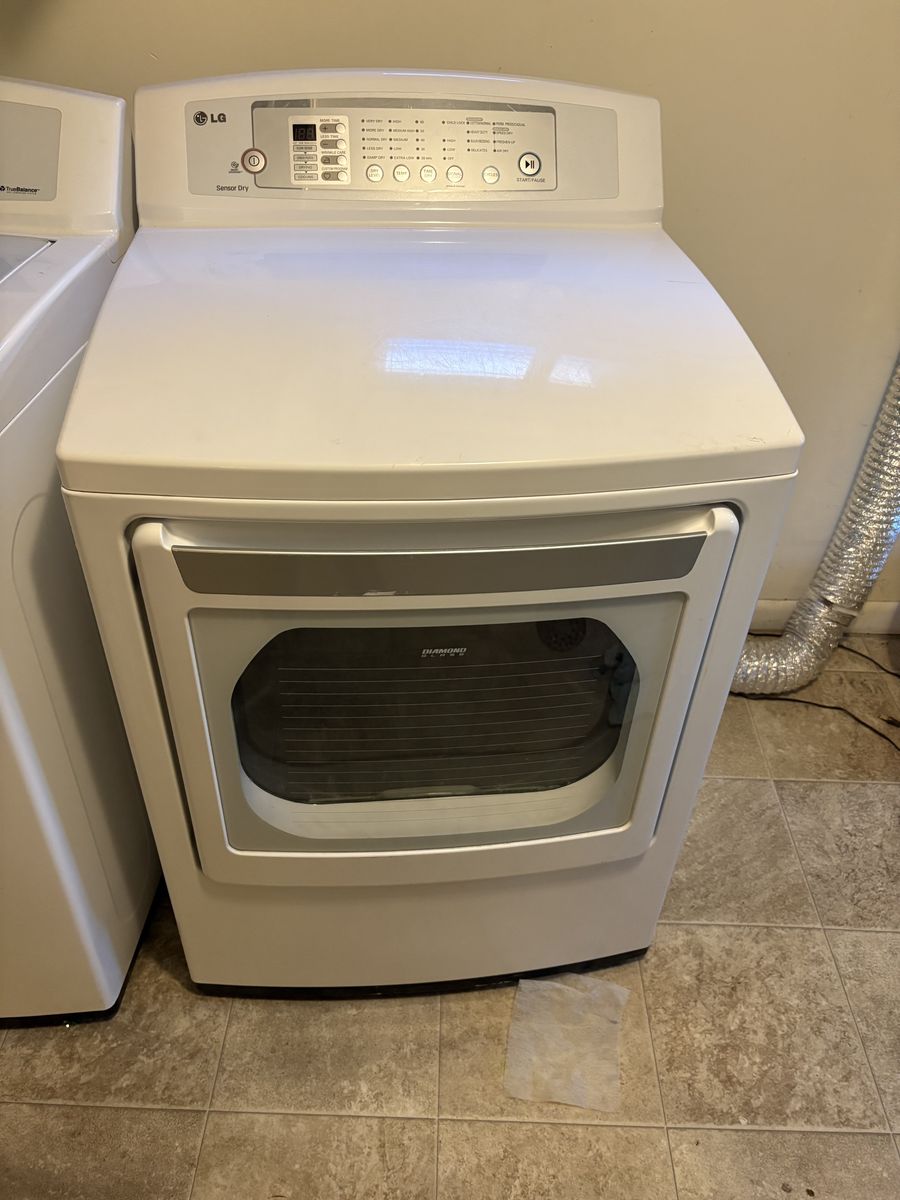 LG Washer and Dryer Set