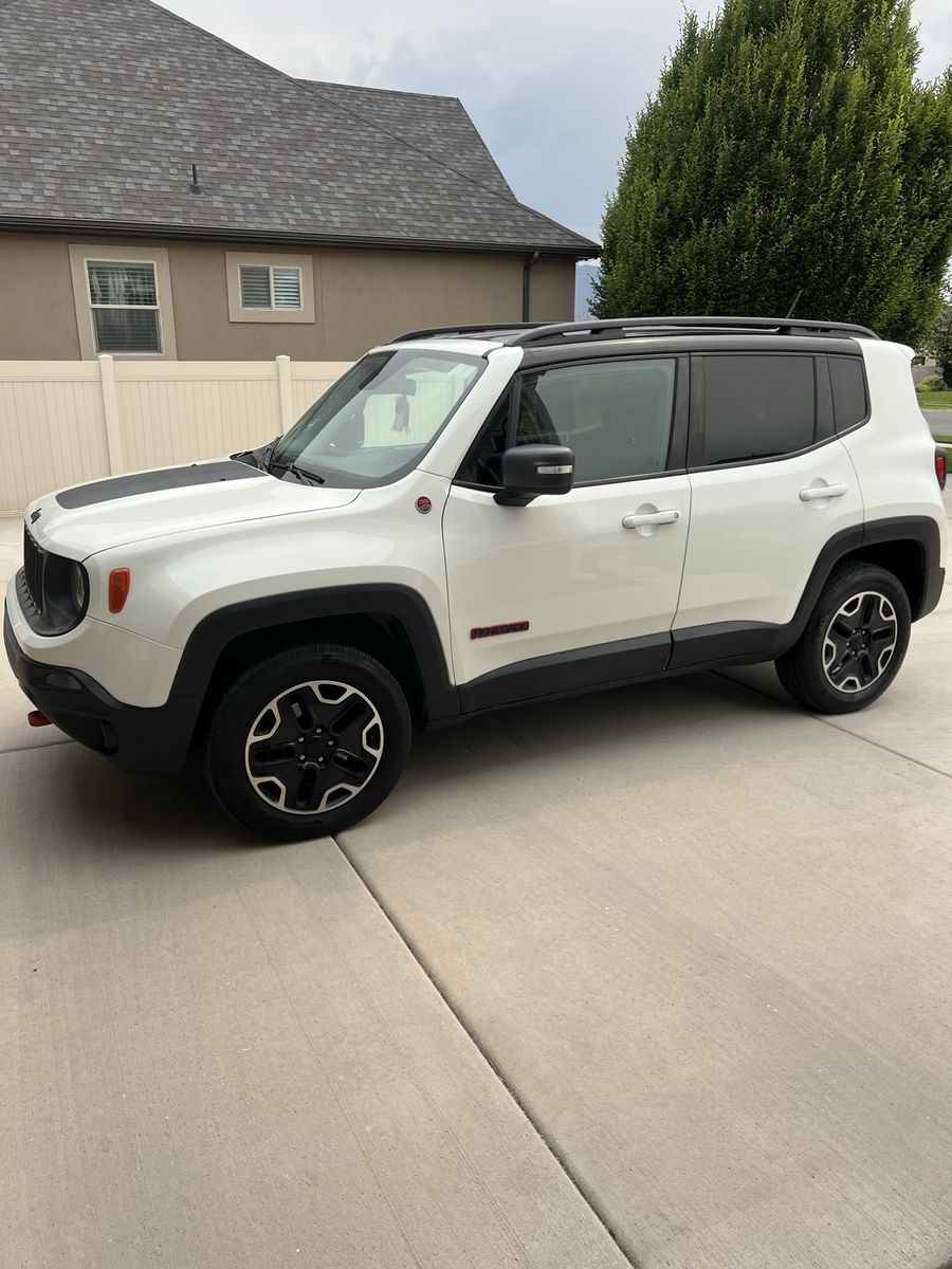 2017 Jeep Renegade Trailhawk