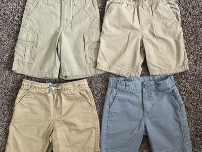 Levi's, Old Navy, Nautica & Maximus Rex Boys Size 6 Tan/Gray Relaxed Cargo & Chino Shorts - Lot of 4, Cotton Uniform