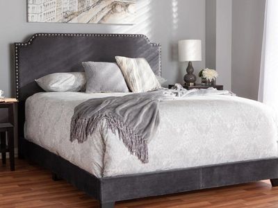 Queen platform form bed