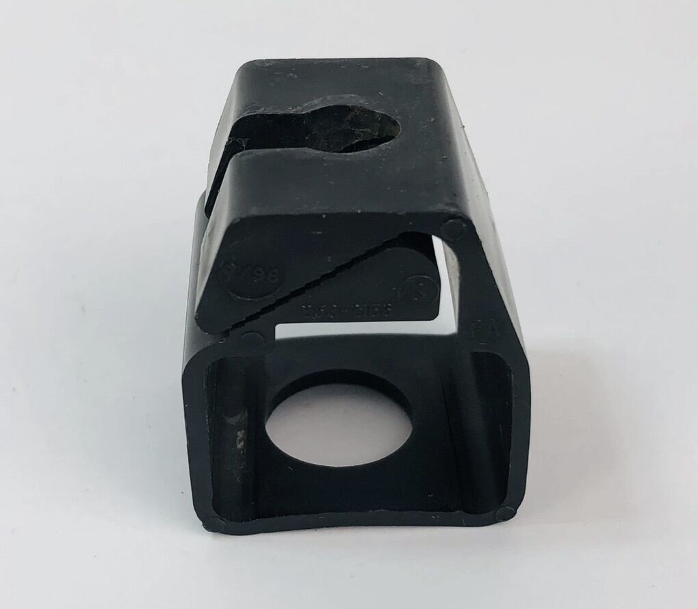 Thule Square Clamp On For Crossbar Roof Rack