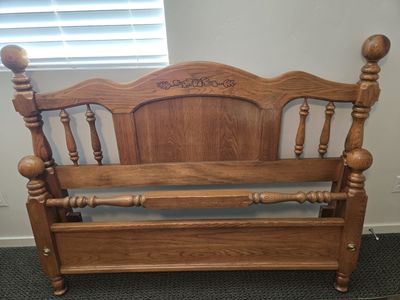 Queen Size - Wood Bed Frame