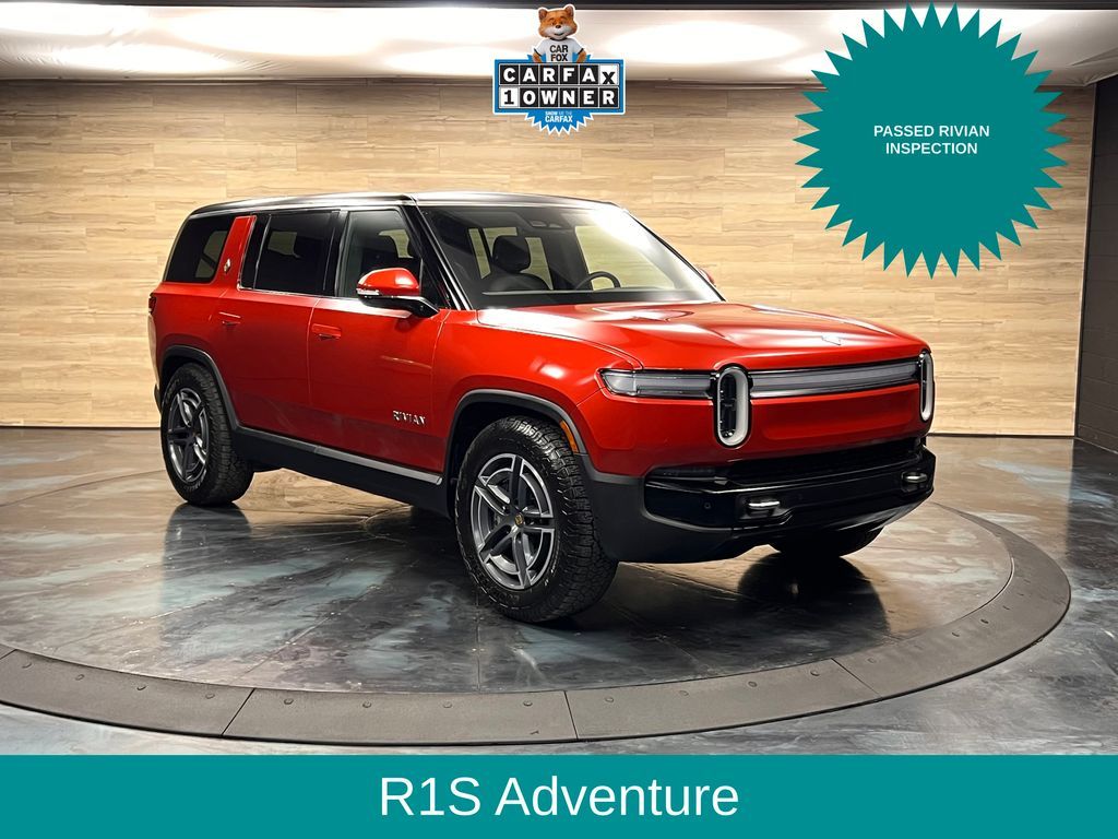 2025 Rivian R1S Adventure