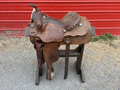 Tooled western saddle 15” seat