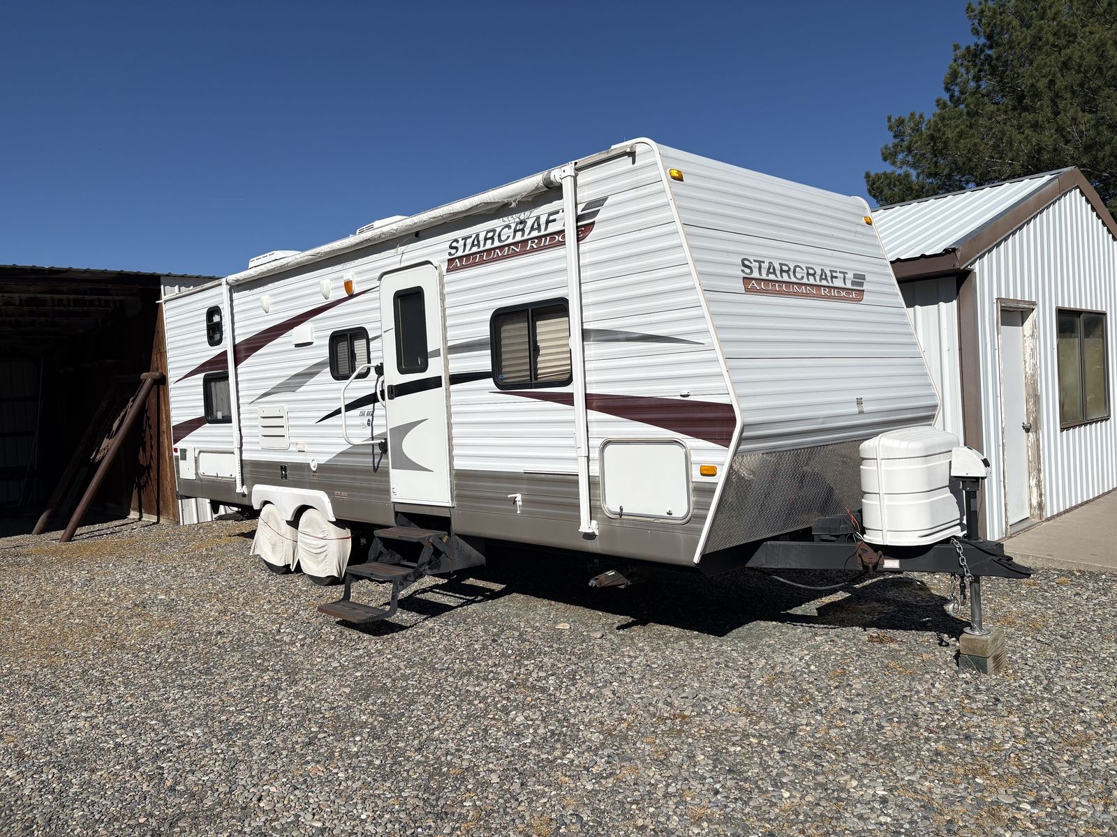 2011 Starcraft trailer