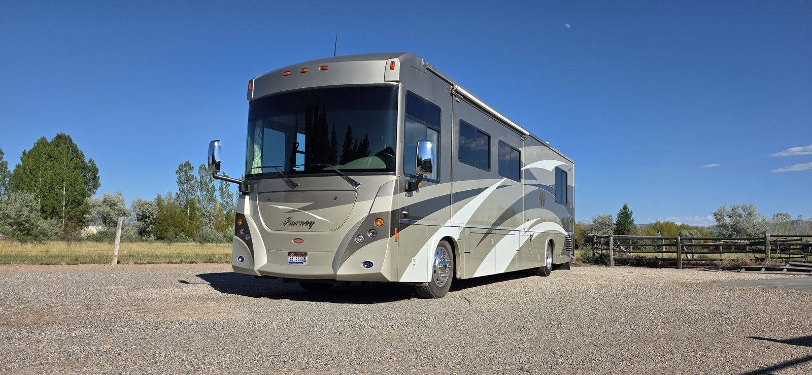 2008 Winnebago Journey 39Z Motorhome - Class A Diesel Pusher Freightliner RV